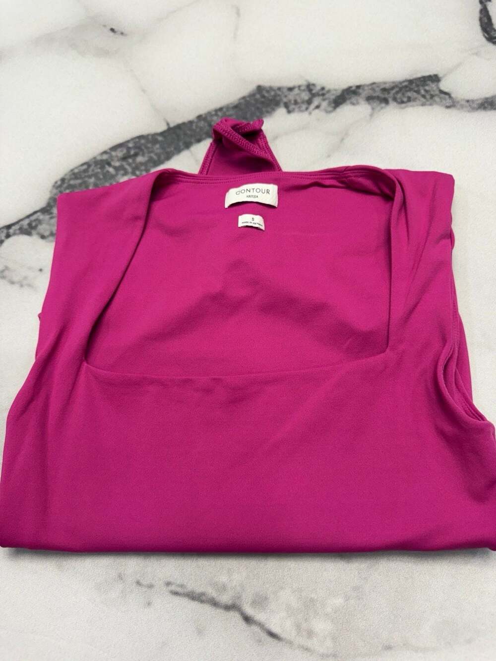 Contour Bodysuit w square neck  by Aritzia SZ SM